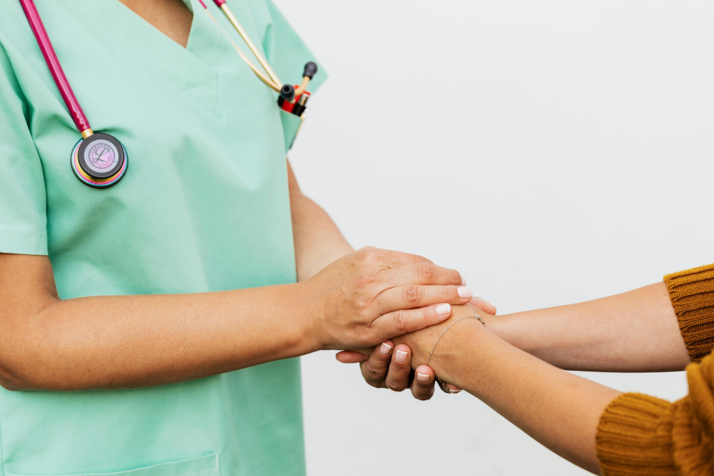 Dott.ssa Crisciotti - Medico di medicina estetica - cura paziente